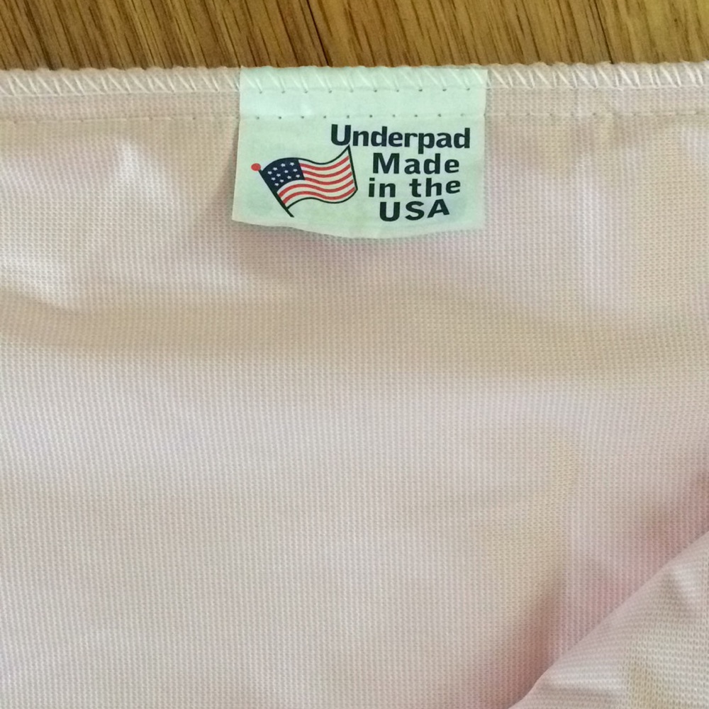 New,Heavy-Duty,Re-Usable, Waterproof Pad - Picture 2 of 3